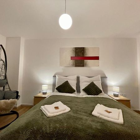 Downtown Apartment By Ninja Spaces - Kingsize-Bett, Kueche, Netflix, Terrasse Wuppertal Exteriör bild