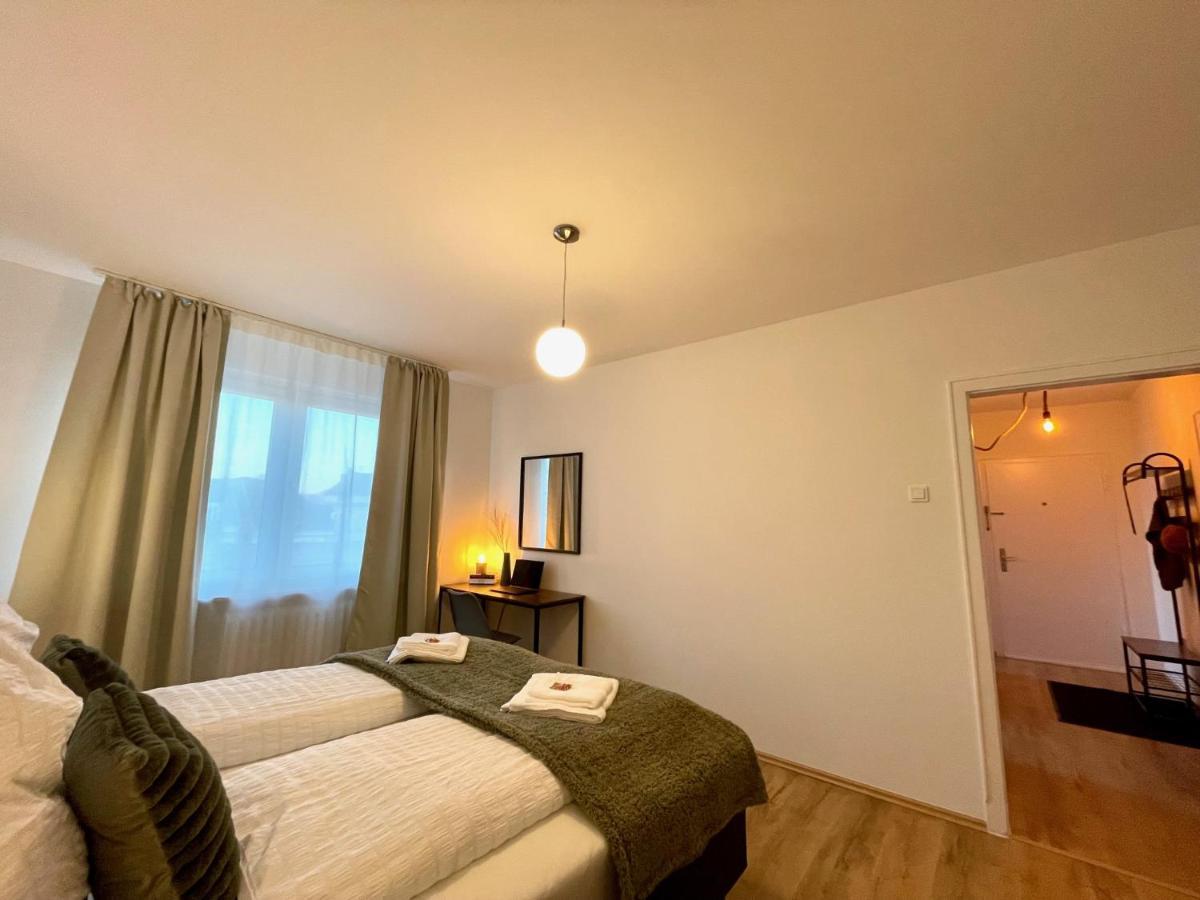 Downtown Apartment By Ninja Spaces - Kingsize-Bett, Kueche, Netflix, Terrasse Wuppertal Exteriör bild