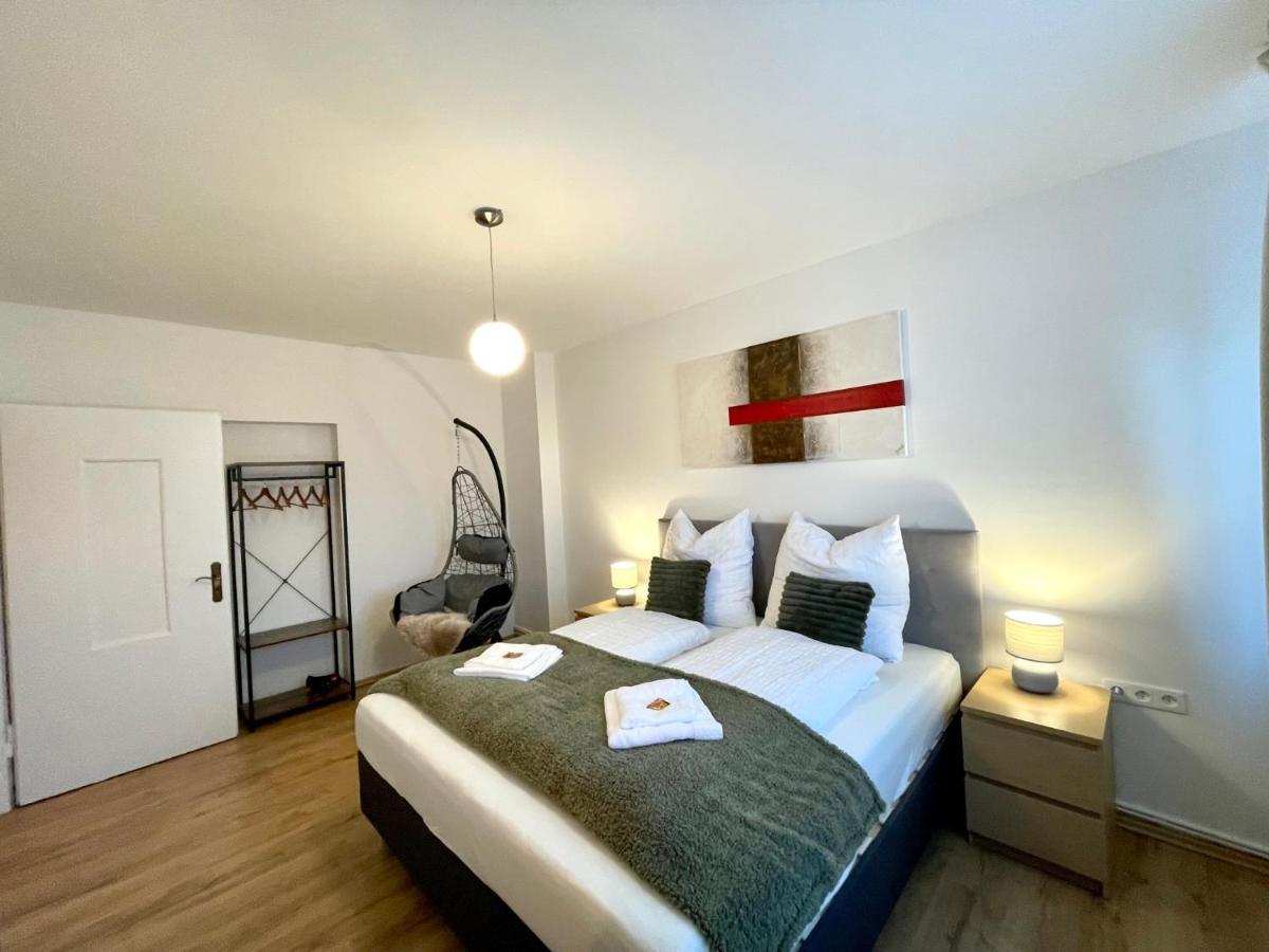 Downtown Apartment By Ninja Spaces - Kingsize-Bett, Kueche, Netflix, Terrasse Wuppertal Exteriör bild