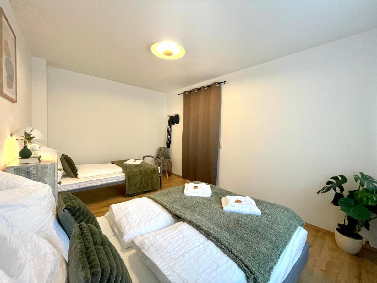 Downtown Apartment By Ninja Spaces - Kingsize-Bett, Kueche, Netflix, Terrasse Wuppertal Exteriör bild