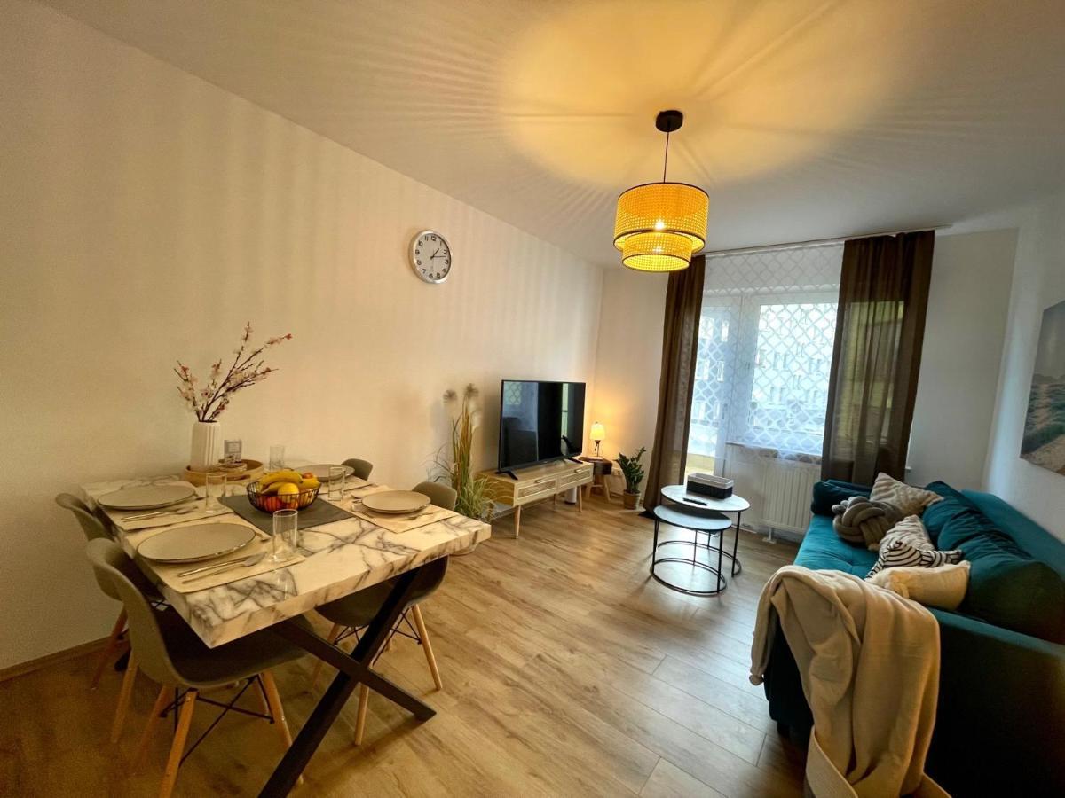 Downtown Apartment By Ninja Spaces - Kingsize-Bett, Kueche, Netflix, Terrasse Wuppertal Exteriör bild